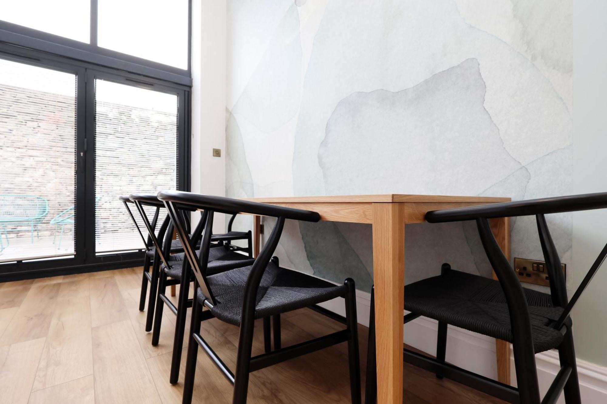 Apartment No 8 Grosvenor - 10min Walk From Cabot Circus *