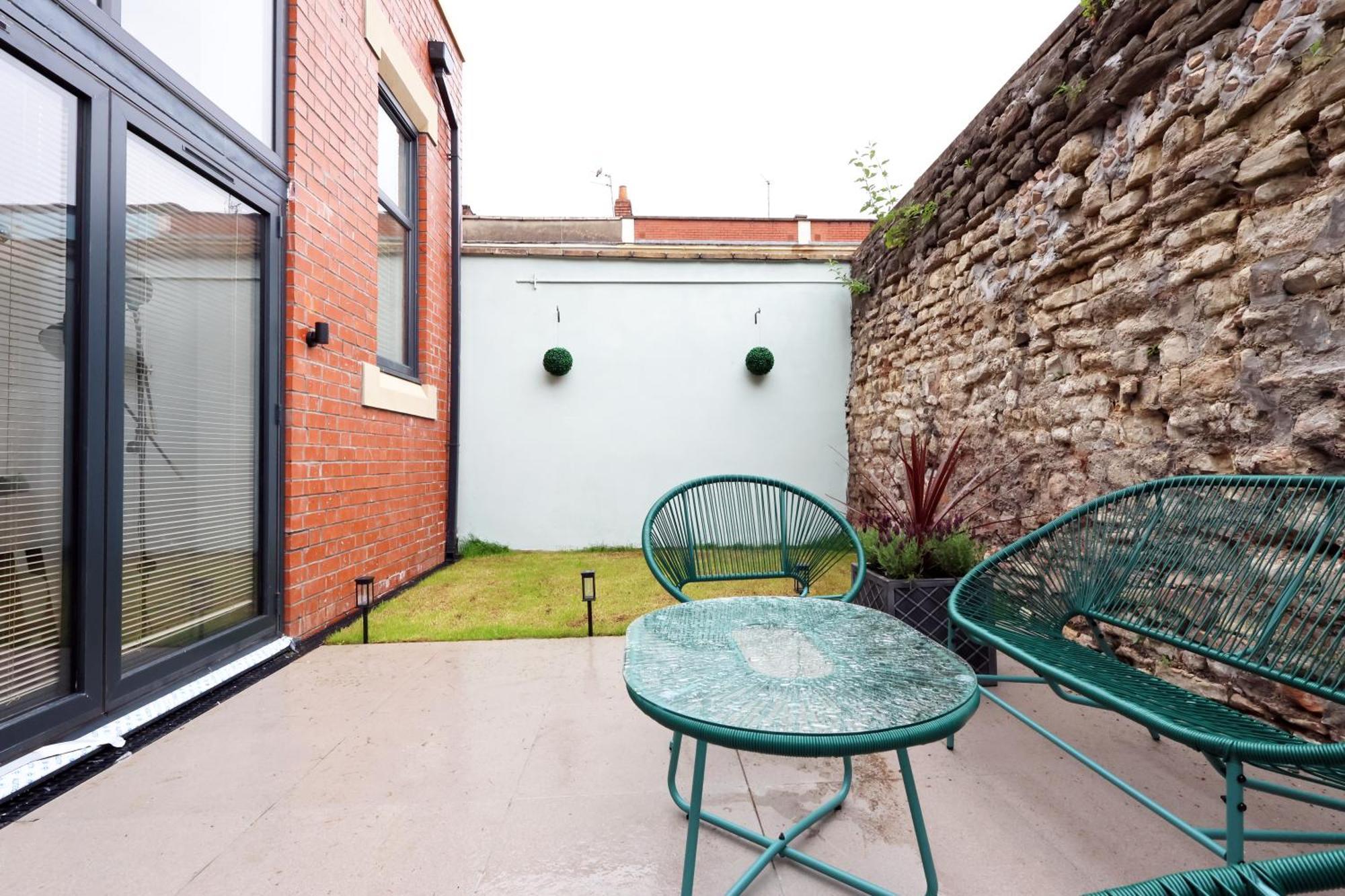 No 8 Grosvenor - 10min Walk From Cabot Circus Apartment